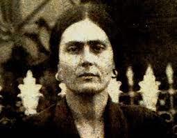 ΑΓΓΕΛΑ ΠΑΠΑΖΟΓΛΟΥ